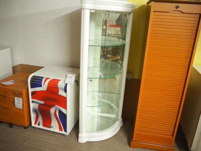 vitrine ange blanche 